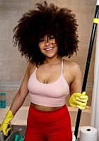 Nina Diaz